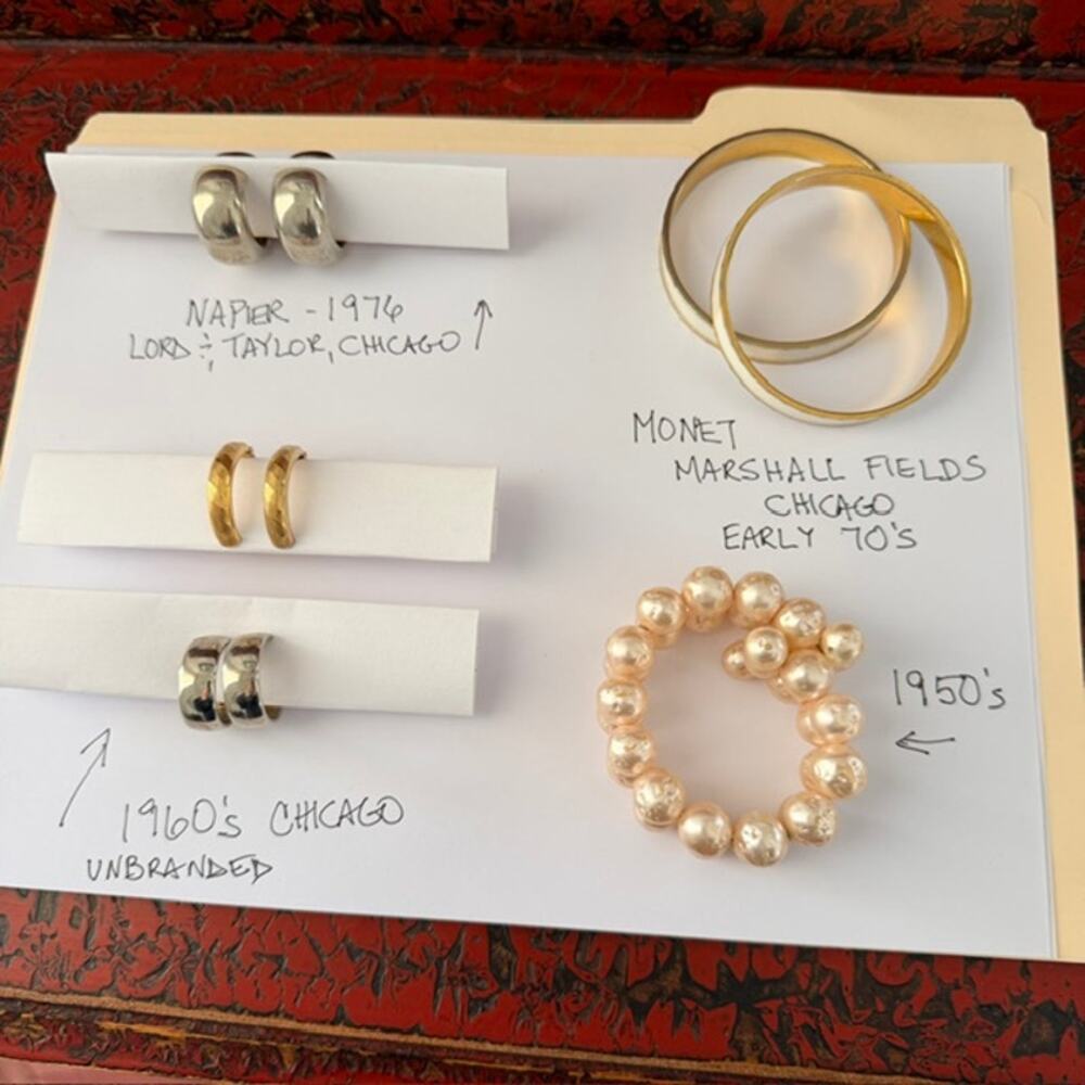 Lot of Vintage Costume Jewelry 50s-70s Chicago Marshall‎ Fields Lord & Taylor